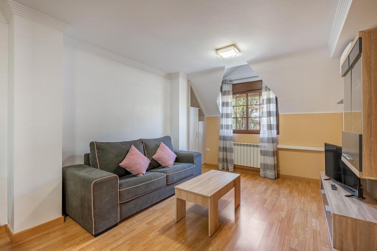 Apartamento Ladera De Sierra Nevada โมนาชิล ภายนอก รูปภาพ