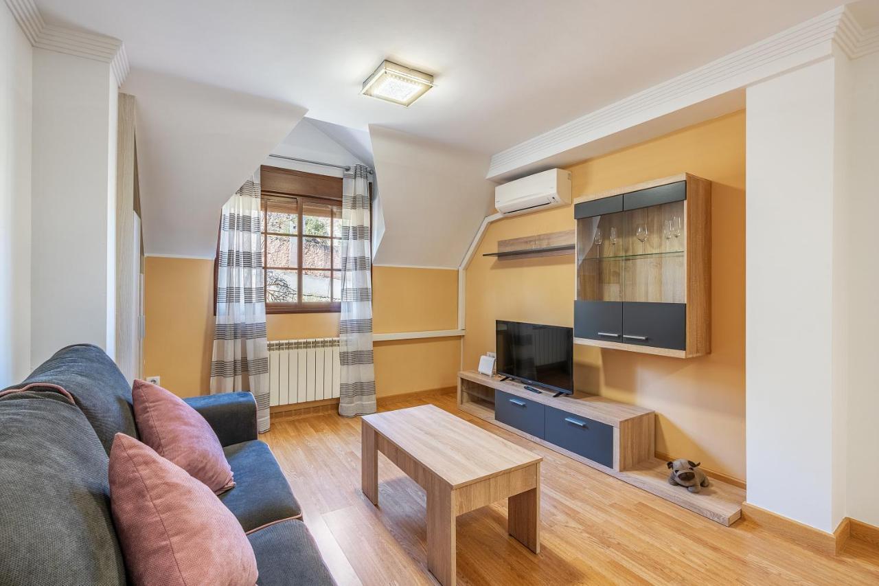 Apartamento Ladera De Sierra Nevada โมนาชิล ภายนอก รูปภาพ