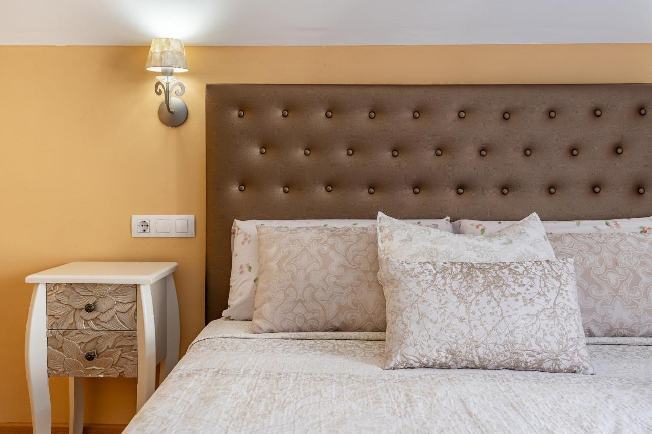 Apartamento Ladera De Sierra Nevada โมนาชิล ภายนอก รูปภาพ